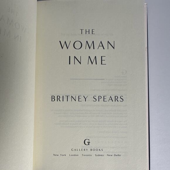 The Woman in Me by Britney Spears (2023, Hardcover / Hardcover) 1st Edition - Picture 8 of 9